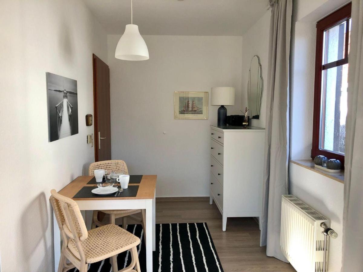 Gustow  Ferienwohnung-Klaus-Stoertebeker-Mit-Sonnenterrasse-Garten-Zwischen-Strand-Wald-Und-Wiese מראה חיצוני תמונה