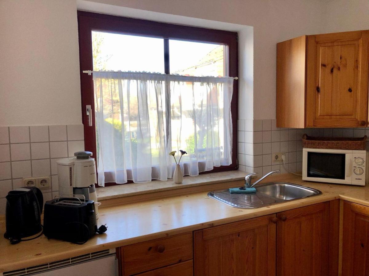 Gustow  Ferienwohnung-Klaus-Stoertebeker-Mit-Sonnenterrasse-Garten-Zwischen-Strand-Wald-Und-Wiese מראה חיצוני תמונה